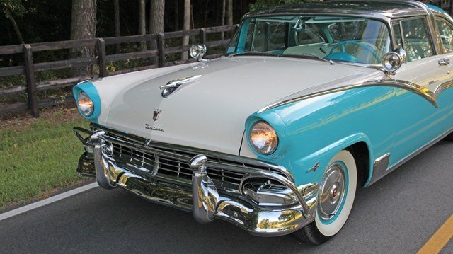 1956 Ford Crown Victoria 3
