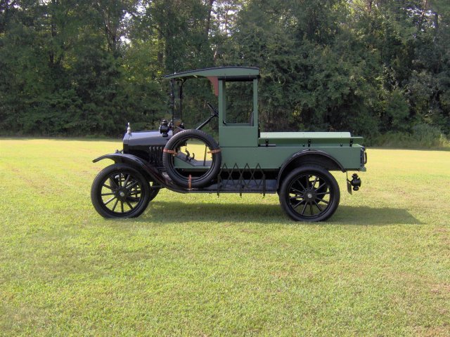 1919 Ford Model T Pick-Up Truck
