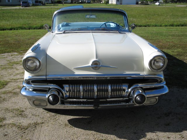 1957 Pontiac Star Chief